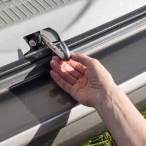 Brandrup AIR-SAFE für alle VW T6.1/T6/T5 mit Heckklappen-Zuziehhilfe aus rostfreiem Edelstahl (V2A)